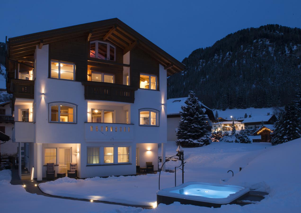 Apartments Antines Selva di Val Gardena Room photo